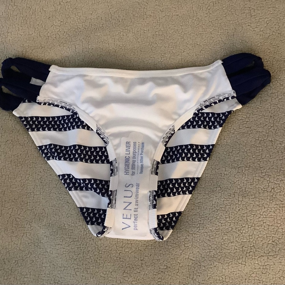 NWOT Venus Nautical Tankini Top and Strappy Bottom - Picture 15 of 16